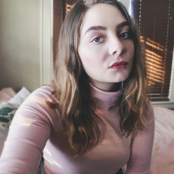 Meet your Posher, Kjersten - Picture 2 of 2